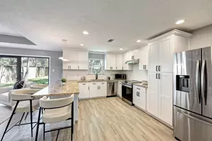 5507 Cartagena St, Houston, TX 77035 - Photo 7