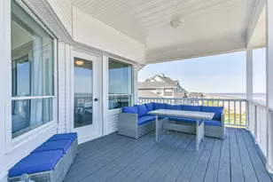 11811 Sunbather Ln, Galveston, TX 77554 - Photo 39