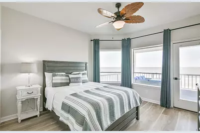 11811 Sunbather Lane, Galveston, TX 77554 - Photo 33