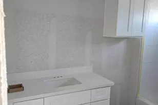 7800 Bowen St, Houston, TX 77051 - Photo 9