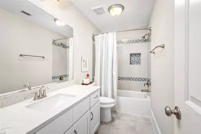 1407 Devonshire Manor Lane, Houston, TX 77055 - Photo 27