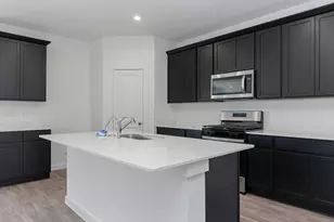 5924 Cherry Mdws St, Rosenberg, TX 77469 - Photo 5