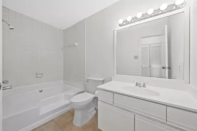 10811 Richmond Avenue #72, Houston, TX 77042 - Photo 11