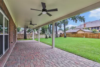 5721 Forest Timbers Drive, Humble, TX 77346 - Photo 9