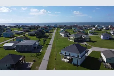 2429 Sand Bar Lane, Crystal Beach, TX 77650 - Photo 3
