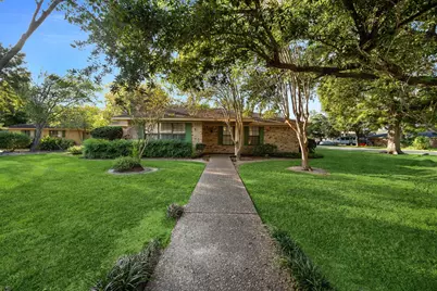 210 E Waring Street, Dayton, TX 77535 - Photo 1
