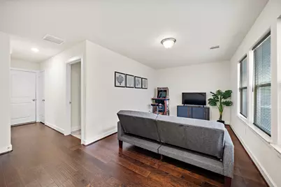 1510 Brayson Oaks Place, Houston, TX 77043 - Photo 17