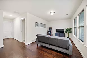 1510 Brayson Oaks Pl, Houston, TX 77043 - Photo 17
