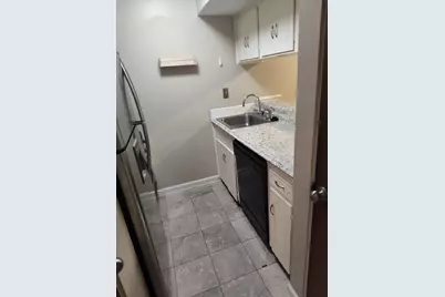 2201 Fountain View Drive W #14J, Houston, TX 77057 - Photo 17