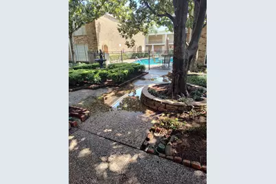 2201 Fountain View Drive W #14J, Houston, TX 77057 - Photo 9