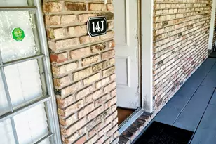 2201 Fountain View Dr W, Houston, TX 77057 - Photo 13