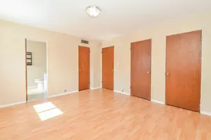 2201 Fountain View Dr W, Houston, TX 77057 - Photo 21