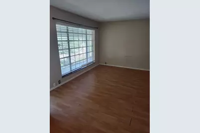 2201 Fountain View Drive W #14J, Houston, TX 77057 - Photo 5