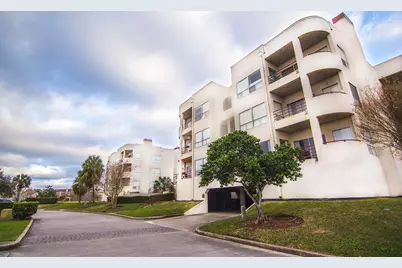 1306 Marina Bay Drive #202C, Clear Lake Shores, TX 77565 - Photo 1
