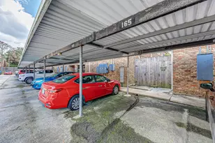 2101 Fountain View Dr, Houston, TX 77057 - Photo 29