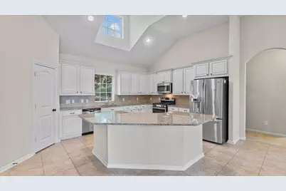 11303 Crestbrook Park Lane, Tomball, TX 77375 - Photo 11