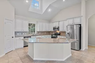 11303 Crestbrook Park Ln, Tomball, TX 77375 - Photo 11