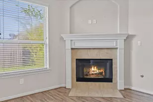 11303 Crestbrook Park Ln, Tomball, TX 77375 - Photo 9