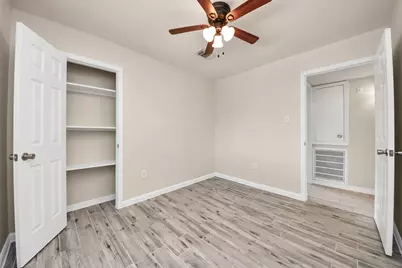 11915 Binghampton Drive, Houston, TX 77089 - Photo 21