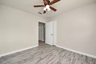 11915 Binghampton Dr, Houston, TX 77089 - Photo 15