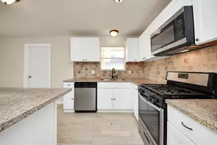 11915 Binghampton Dr, Houston, TX 77089 - Photo 11