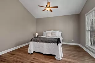 12226 Wild Pine Dr, Houston, TX 77039 - Photo 15