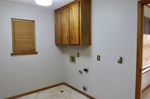 2705 15th Street St, Port Neches, TX 77651 - Photo 13