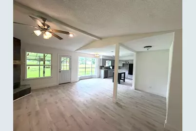 114 Swiss Lane, Clute, TX 77531 - Photo 7