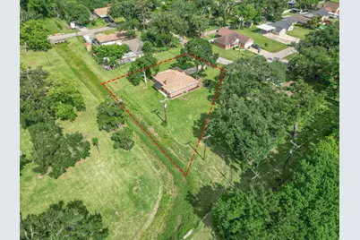 114 Swiss Lane, Clute, TX 77531 - Photo 23