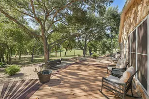 610 Oak Creek Ct, Sealy, TX 77474 - Photo 13