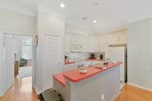 610 Oak Creek Ct, Sealy, TX 77474 - Photo 47