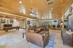 610 Oak Creek Ct, Sealy, TX 77474 - Photo 33