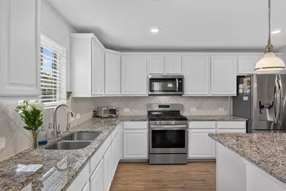 418 Thistle Thorn Drive, The Woodlands, TX 77382 - Photo 13