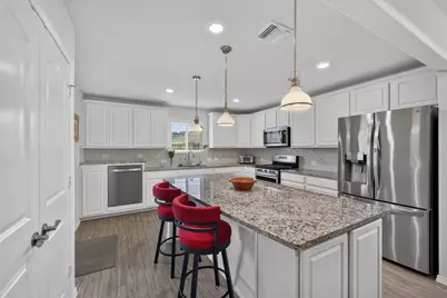 418 Thistle Thorn Drive, The Woodlands, TX 77382 - Photo 11