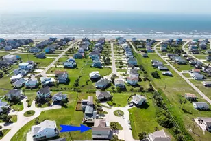 13951 Pirates Beach Blvd, Galveston, TX 77554 - Photo 45