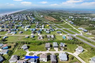 13951 Pirates Beach Blvd, Galveston, TX 77554 - Photo 47