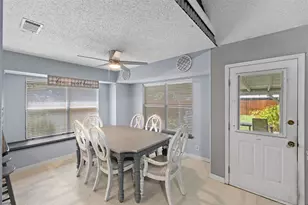 1205 Westwood St, Victoria, TX 77901 - Photo 11