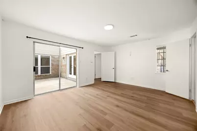 9010 Tavistock Drive, Houston, TX 77031 - Photo 13