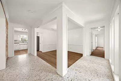 9010 Tavistock Drive, Houston, TX 77031 - Photo 11