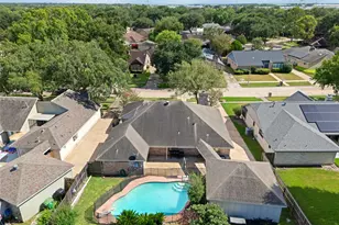 9010 Tavistock Dr, Houston, TX 77031 - Photo 31