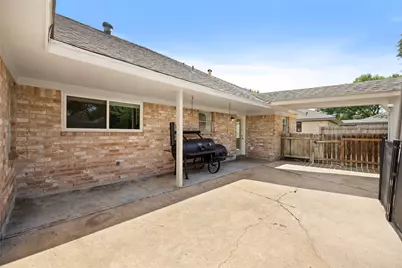 9010 Tavistock Drive, Houston, TX 77031 - Photo 25