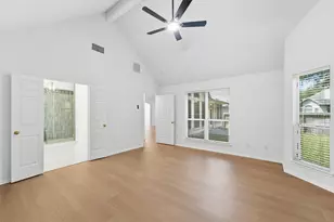 283 Fairwind Trail Dr, Conroe, TX 77385 - Photo 15