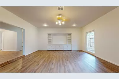 12618 Misty Valley Drive, Houston, TX 77066 - Photo 9