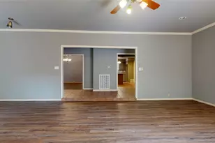 12618 Misty Valley Dr, Houston, TX 77066 - Photo 9