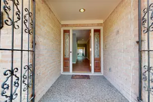 12618 Misty Valley Dr, Houston, TX 77066 - Photo 3