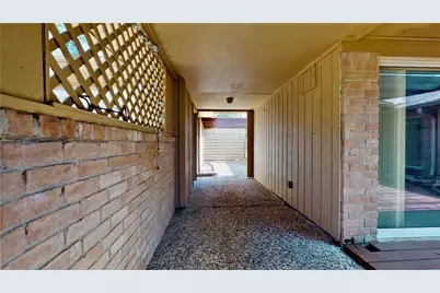 12618 Misty Valley Drive, Houston, TX 77066 - Photo 41