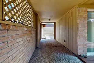 12618 Misty Valley Dr, Houston, TX 77066 - Photo 41