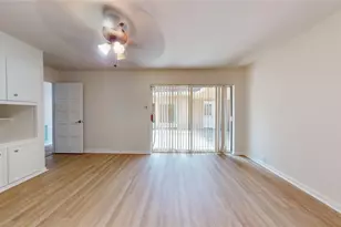 12618 Misty Valley Dr, Houston, TX 77066 - Photo 35