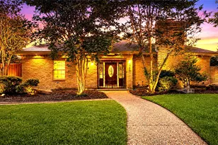 12618 Misty Valley Dr, Houston, TX 77066 - Photo 1