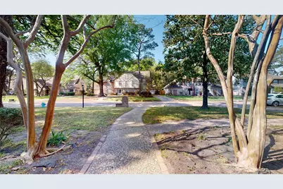 12618 Misty Valley Drive, Houston, TX 77066 - Photo 3